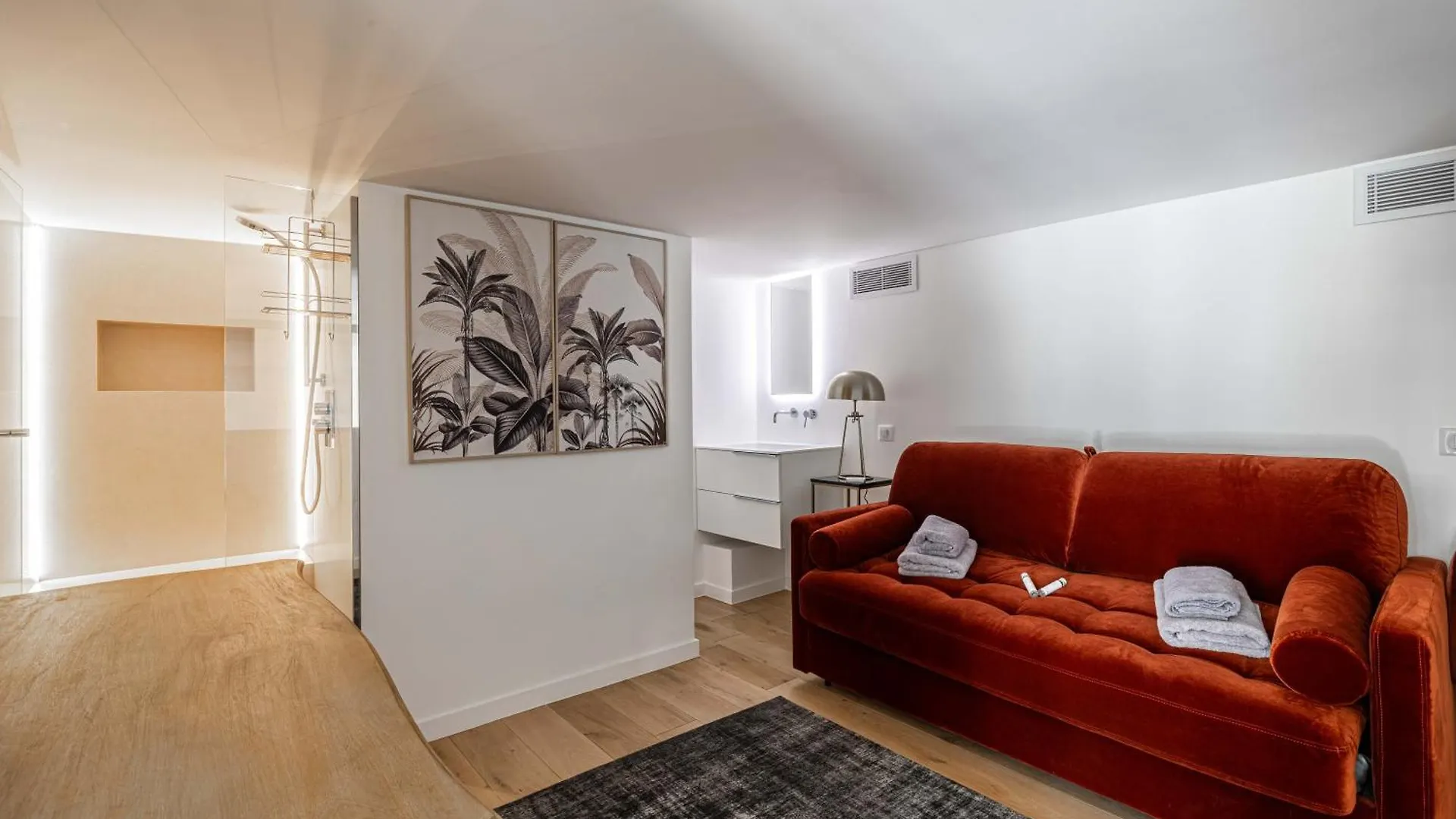 C1 Suite Hoche 3 Bdr Ac 5Mins Walk Palais Fest &Beach Cannes 0*,  France
