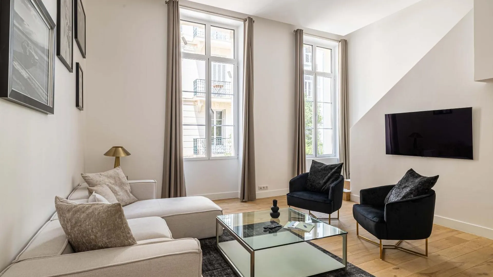 Apartment C1 Suite Hoche 3 Bdr Ac 5Mins Walk Palais Fest &Beach Cannes