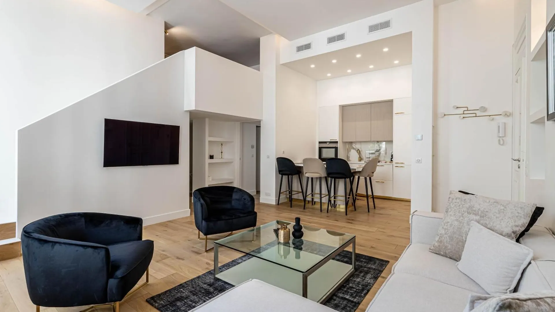 C1 Suite Hoche 3 Bdr Ac 5Mins Walk Palais Fest &Beach Cannes France