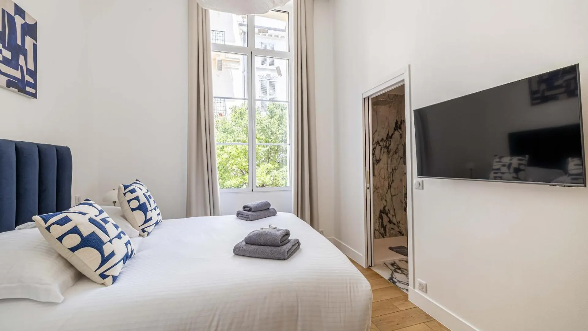C1 Suite Hoche 3 Bdr Ac 5Mins Walk Palais Fest &Beach Cannes