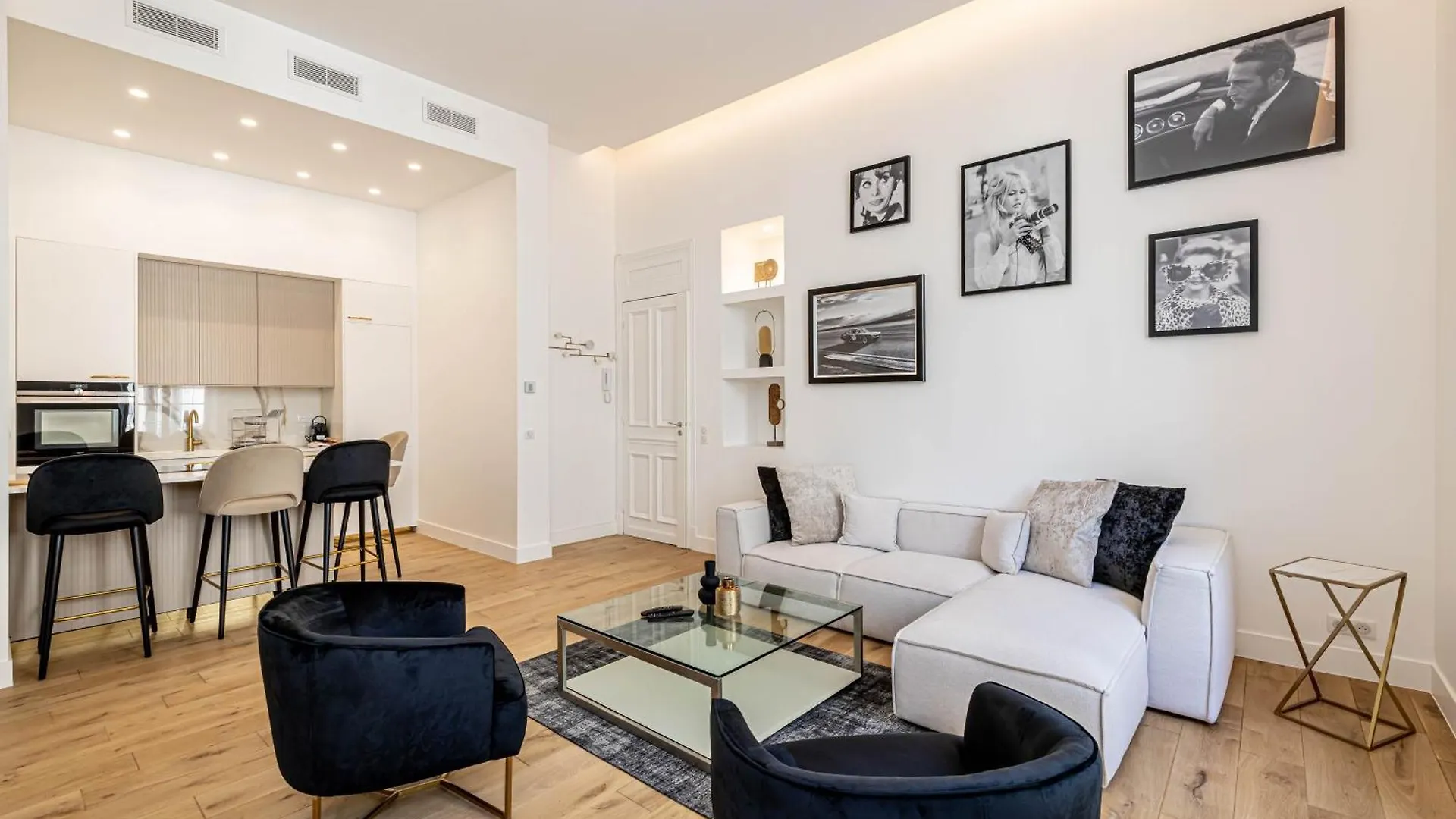 C1 Suite Hoche 3 Bdr Ac 5Mins Walk Palais Fest &Beach Cannes Apartment